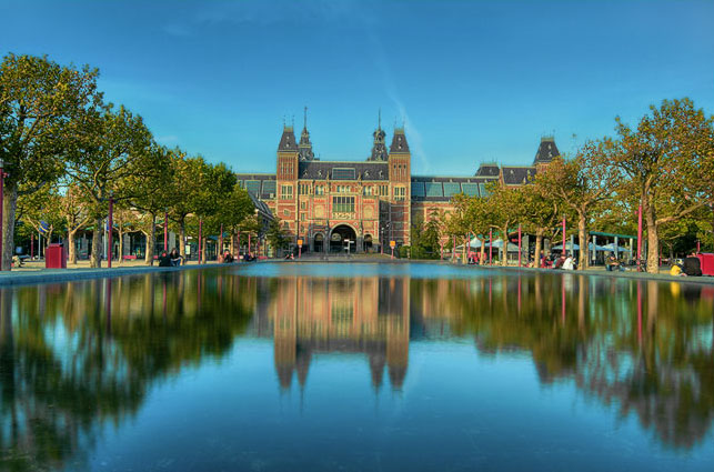 http://www.nash-amsterdam.nl/static/media/uploads/districts/museumplein.jpg